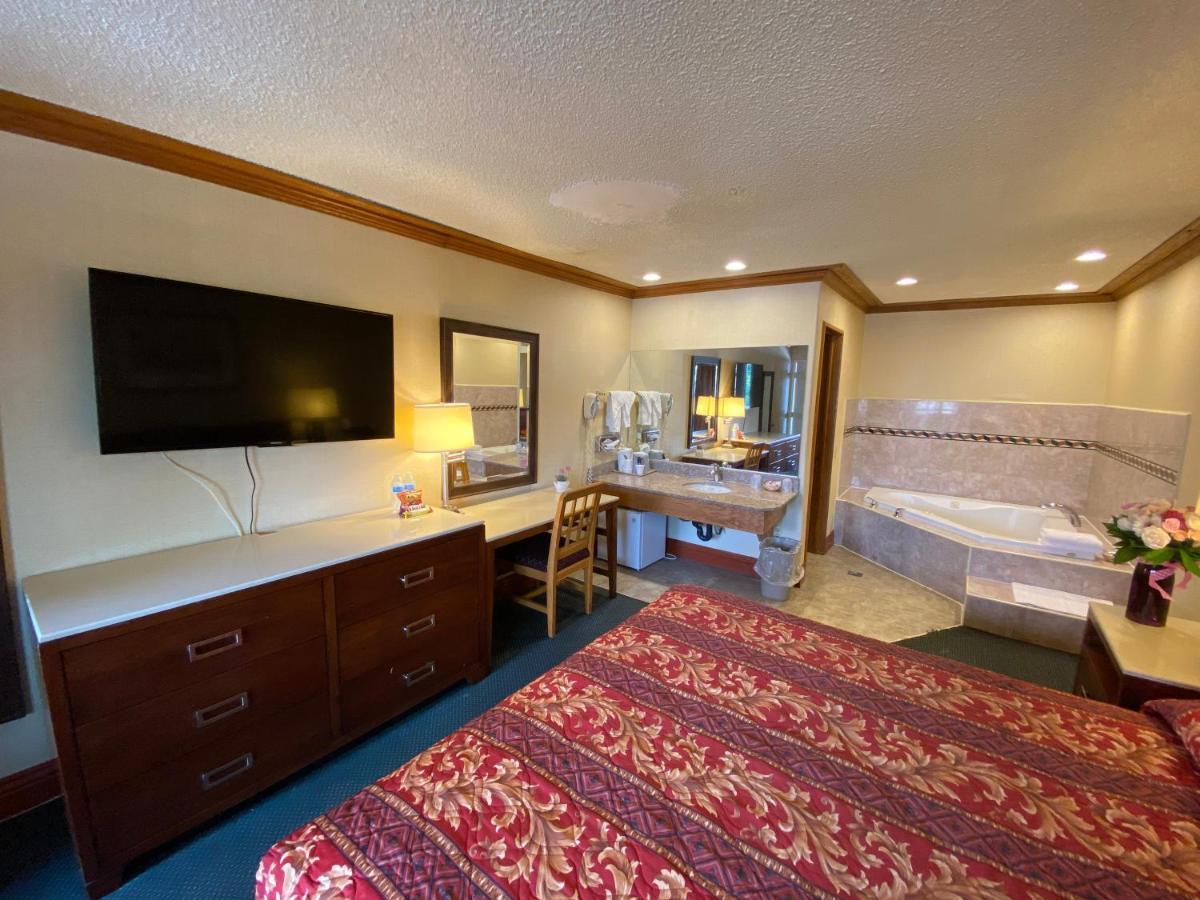 New Century Inn San Gabriel Exterior photo